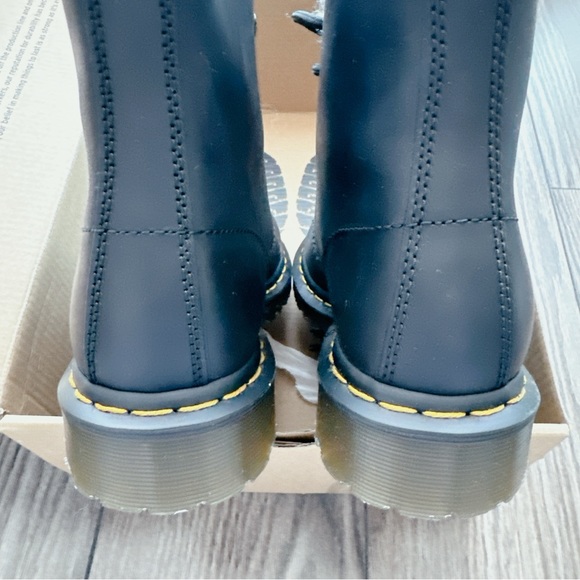 Dr. Marten’s 1460 Serena Core Faux Fur Lined NEW! Size 7 women’s leather boots - Picture 11 of 15